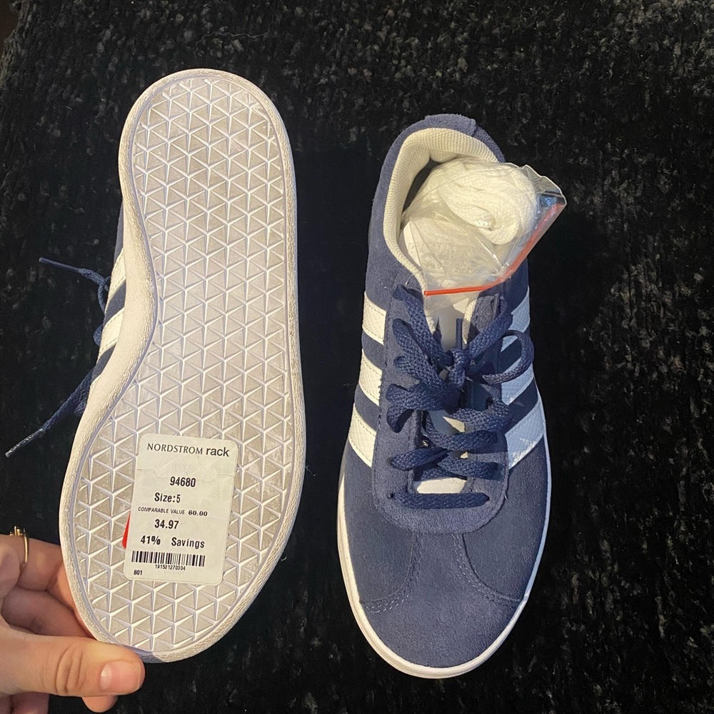 Shoes - Picture 3 of 3